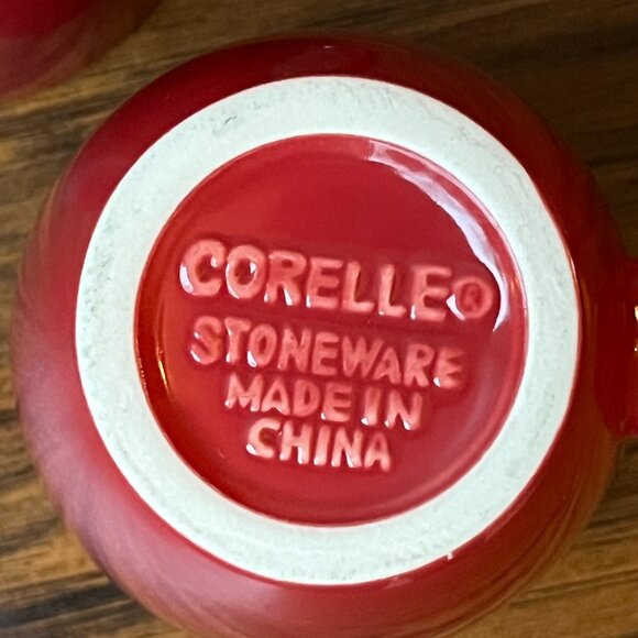 Set of 2 Corelle 12oz Red Stoneware Coffee Mugs Tea Cups Vintage - Picture 8 of 9